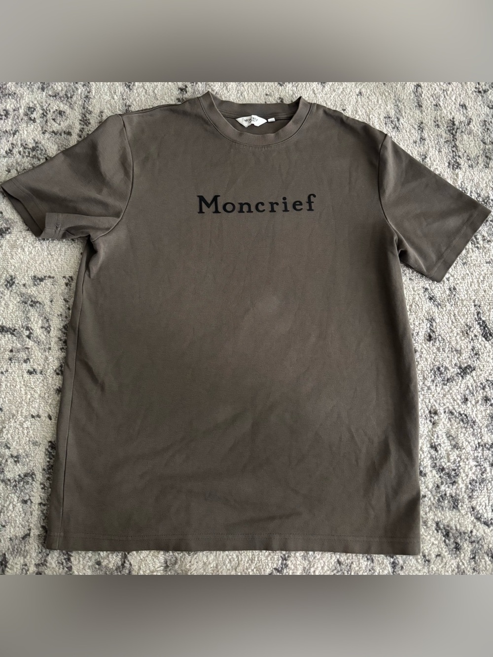 Men's Crew Neck Moncrief  T-Shirt in Olive
